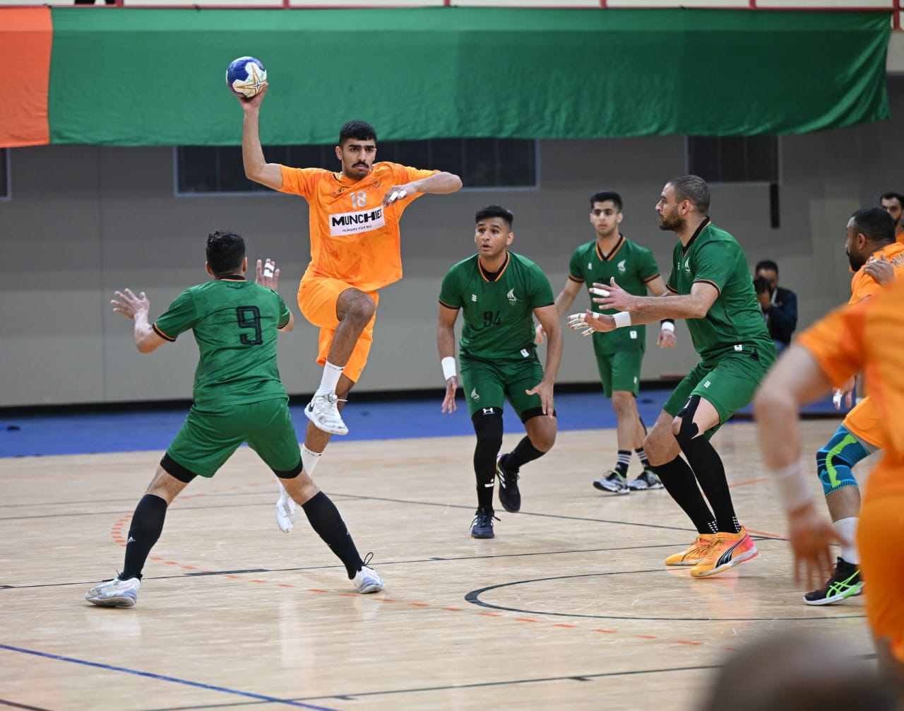 مضر يجتاز النور في قمة مثيرة بـ «دوري كبار اليد»