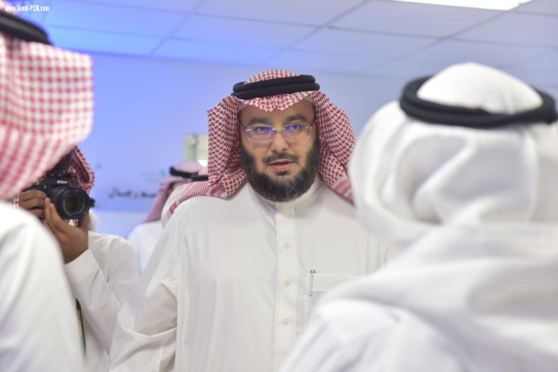  مدير عام الشؤون الصحية يفتتح وحدة أمراض الدم و الأورام بمستشفى الملك فهد بالمدينة المنورة