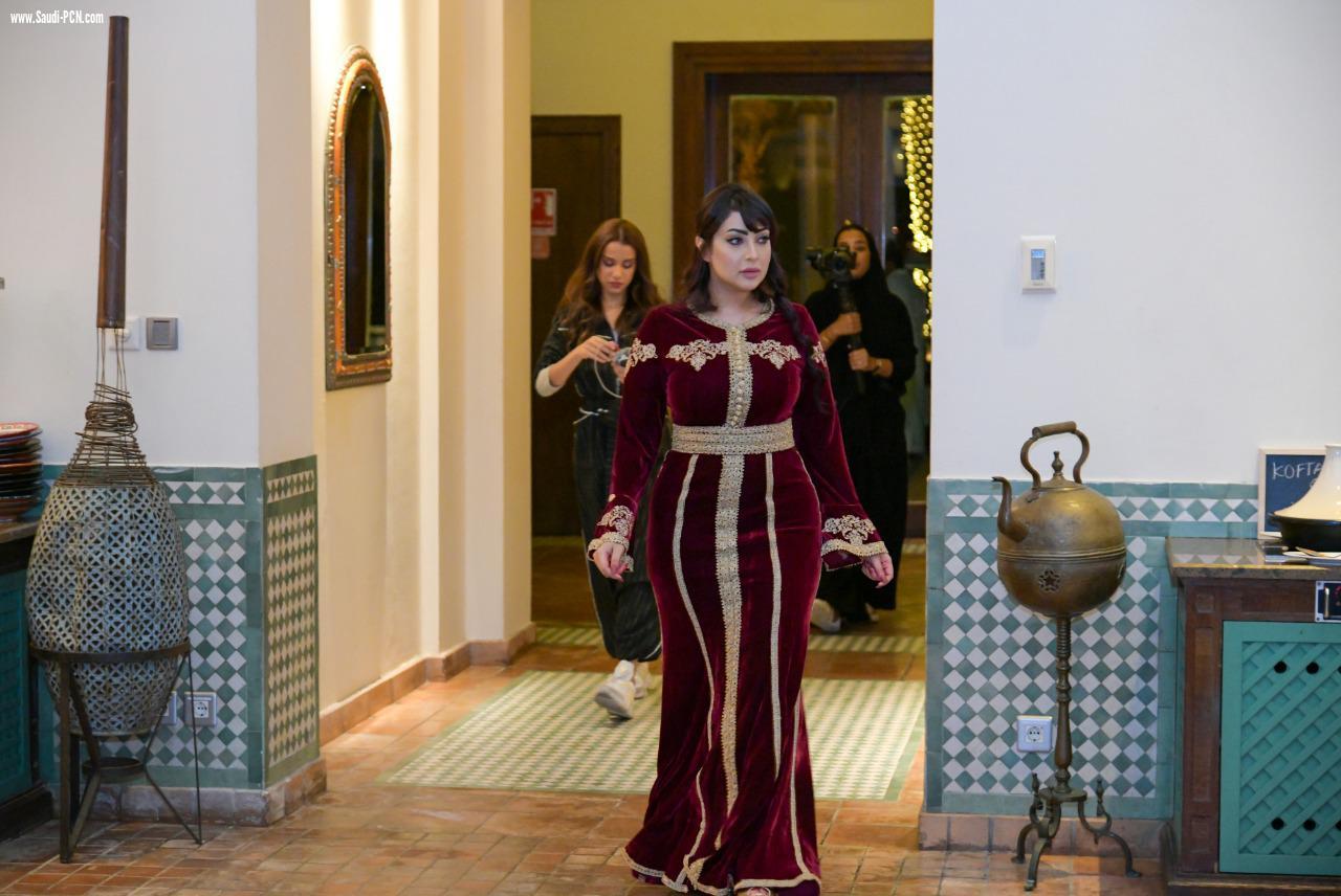 ملكة جمال العرب تدشن مركز نسائي وتتكفل بتزيين وفستان الفرح لعروسة أسبوعيا