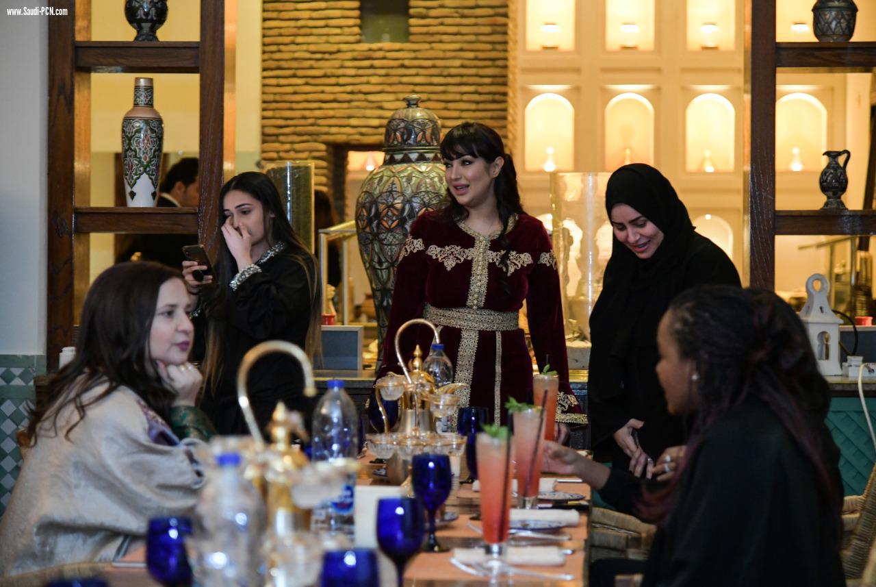 ملكة جمال العرب تدشن مركز نسائي وتتكفل بتزيين وفستان الفرح لعروسة أسبوعيا