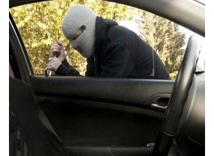 5 أدوات لاغنى للسائق عنها في سيارته لحمايتها من السرقة