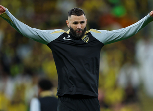 بنزيما يحقق إنجازات تاريخية مع الاتحاد
