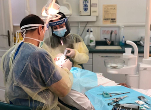 أكثر من 55 ألف مستفيد من خدمات مركز طب الأسنان التخصصي بشمال جد