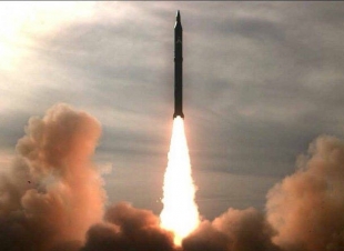 أمريكا تفرض عقوبات على شركات إيرانية بعد تجربة صاروخية