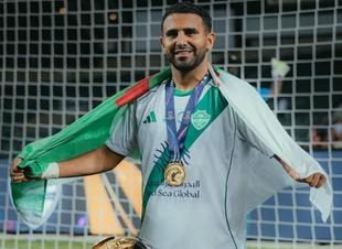 بكلمتين.. محرز يعلق على فوز الأهلي بكأس السوبر السعودي على حساب النصر