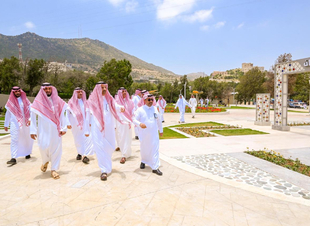 أمير الباحة يتفقد المواقع والمتنزهات السياحية استعداداً لموسم صيف هذا العام