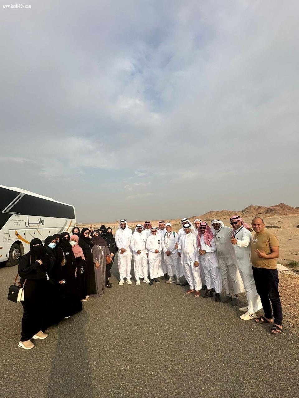 عشاق السياحة المكية يطلقون مسار الجموم