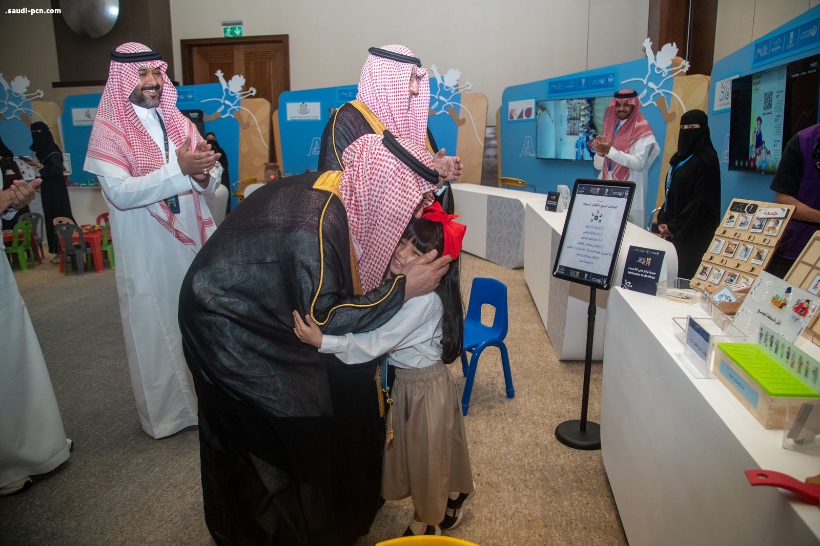 سعادة وكيل محافظة الأحساء يزور منتدى “الأحساء صديقة الطفل 2025” ويشيد بدعم سمو محافظ الأحساء