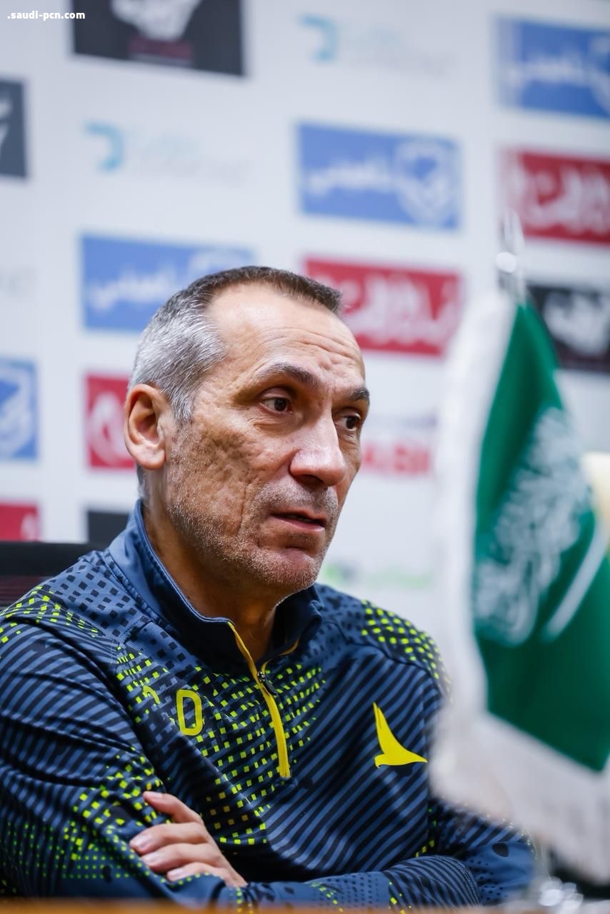 السيد دونيس خلال المؤتمر الصحفي: جاهزون لمواجهة الأهلي ونلتزم بفلسفتنا الفنية