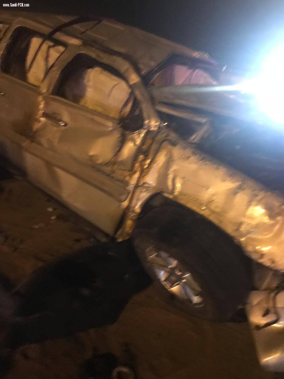 وفاة حالتين وثمان إصابات حصيلة انقلاب سيارة على طريق ثول - ينبع