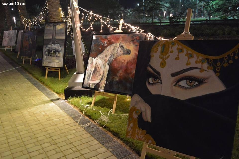إختتام فعاليات المعرض التشكيلي المصاحب لفعاليات مهرجان أرباب الحرف في نسخته الأولى