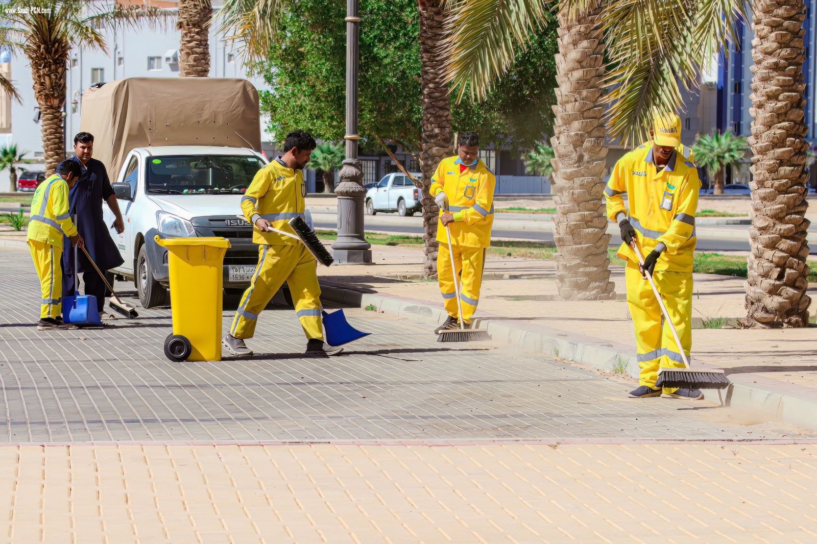 أمانة تبوك ترفع أكثر من ٣٠٠ ألف طن من النفايات المنزلية خلال ستة أشهر  