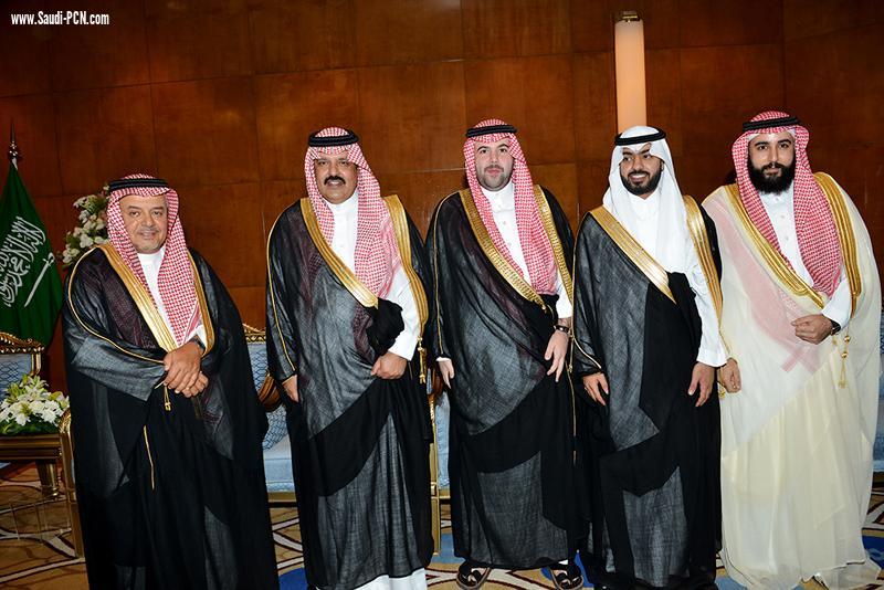 بحضور الأمير مقرن وأمير الرياض يُشرف حفل زواج الأمير سعد بن عبد العزيز
