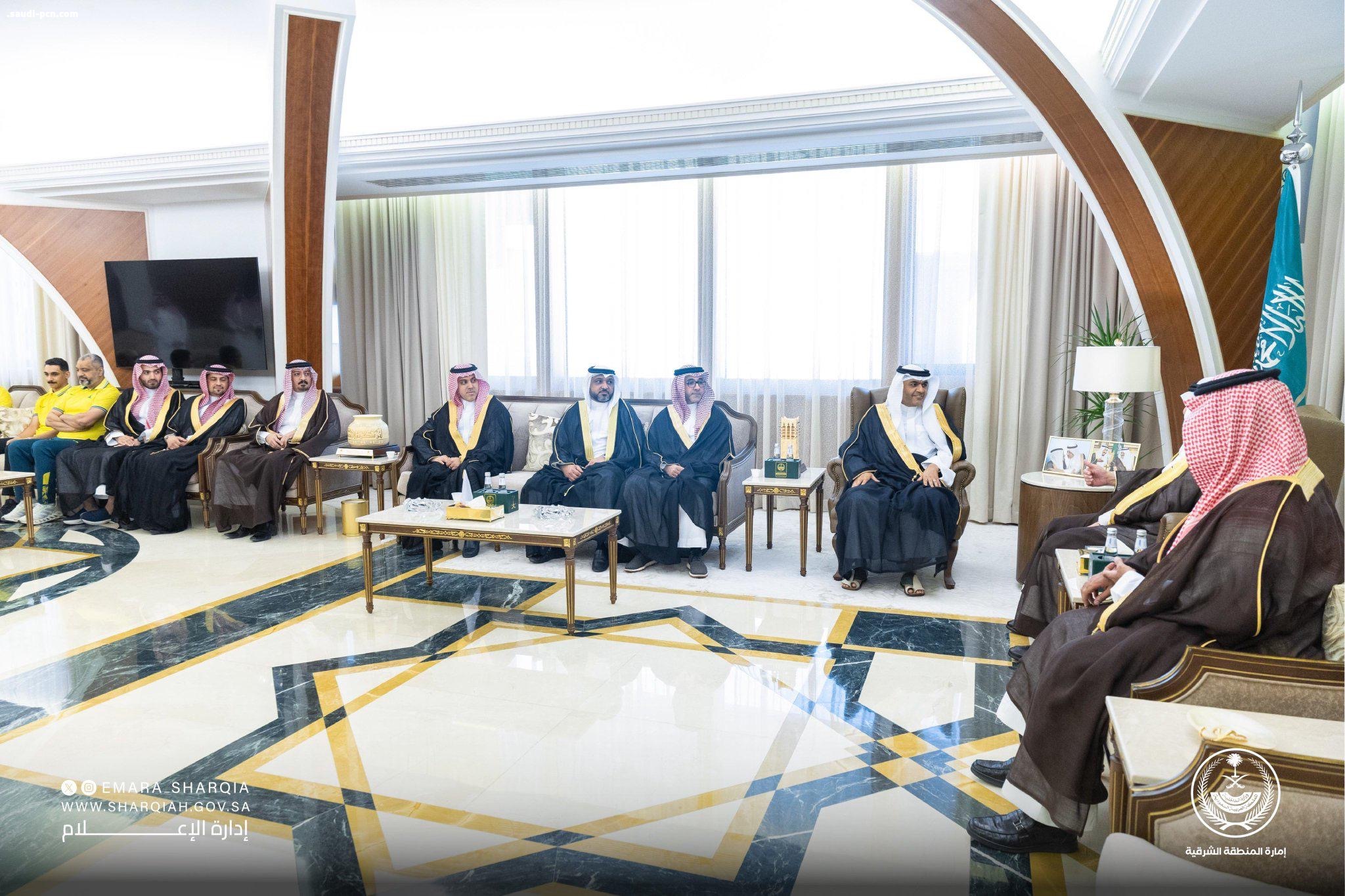 أمير الشرقية يستقبل رئيس مجلس إدارة نادي الخليج بمناسبة تحقيق النادي إنجازات رياضية مختلفة 