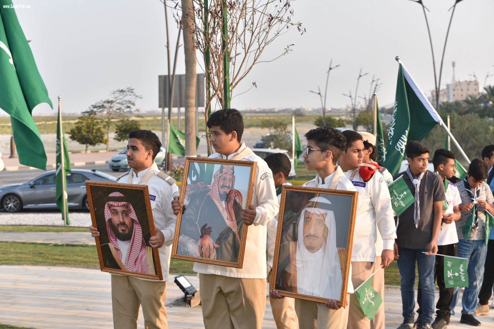 بلدية القطيف تحتفي بمسيرة العَلَم بمناسبة يوم العلم السعودي