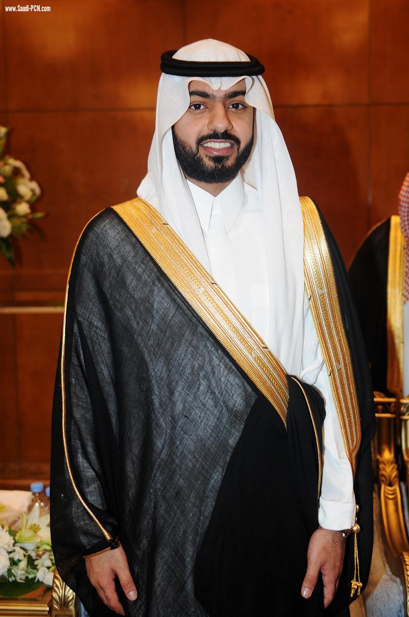 بحضور الأمير مقرن وأمير الرياض يُشرف حفل زواج الأمير سعد بن عبد العزيز