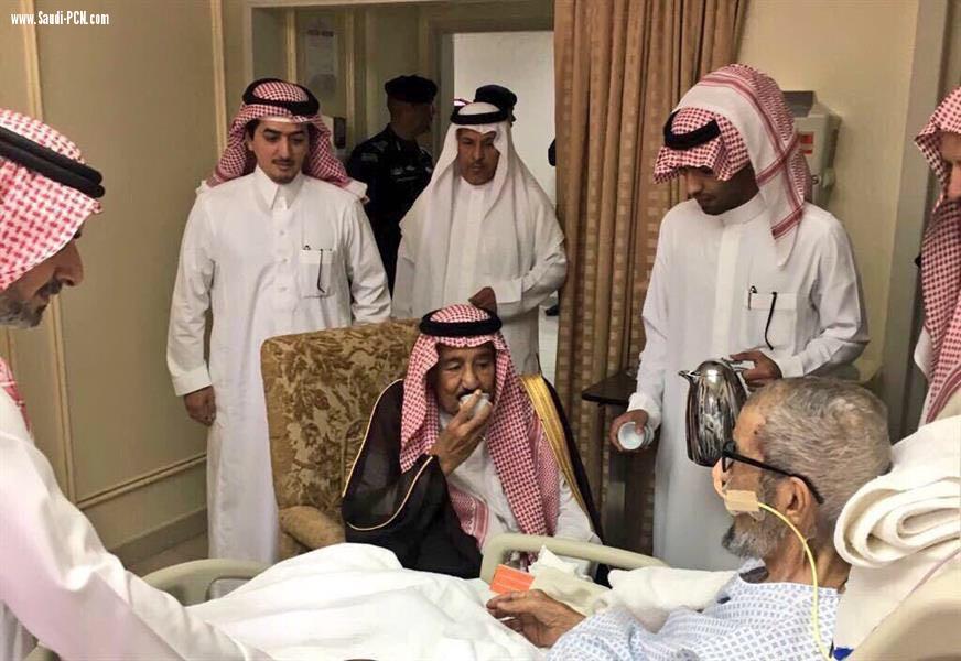 خادم الحرمين يزور الشيخ الشثري في المستشفى للاطمئنان على صحته..