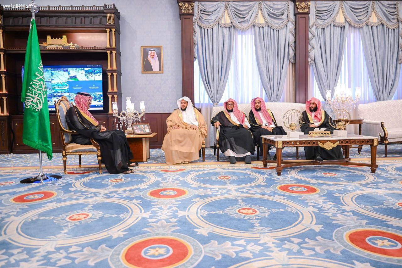 أمير  الباحة يستقبل رئيس محكمة الاستئناف المساعد بالمنطقة  