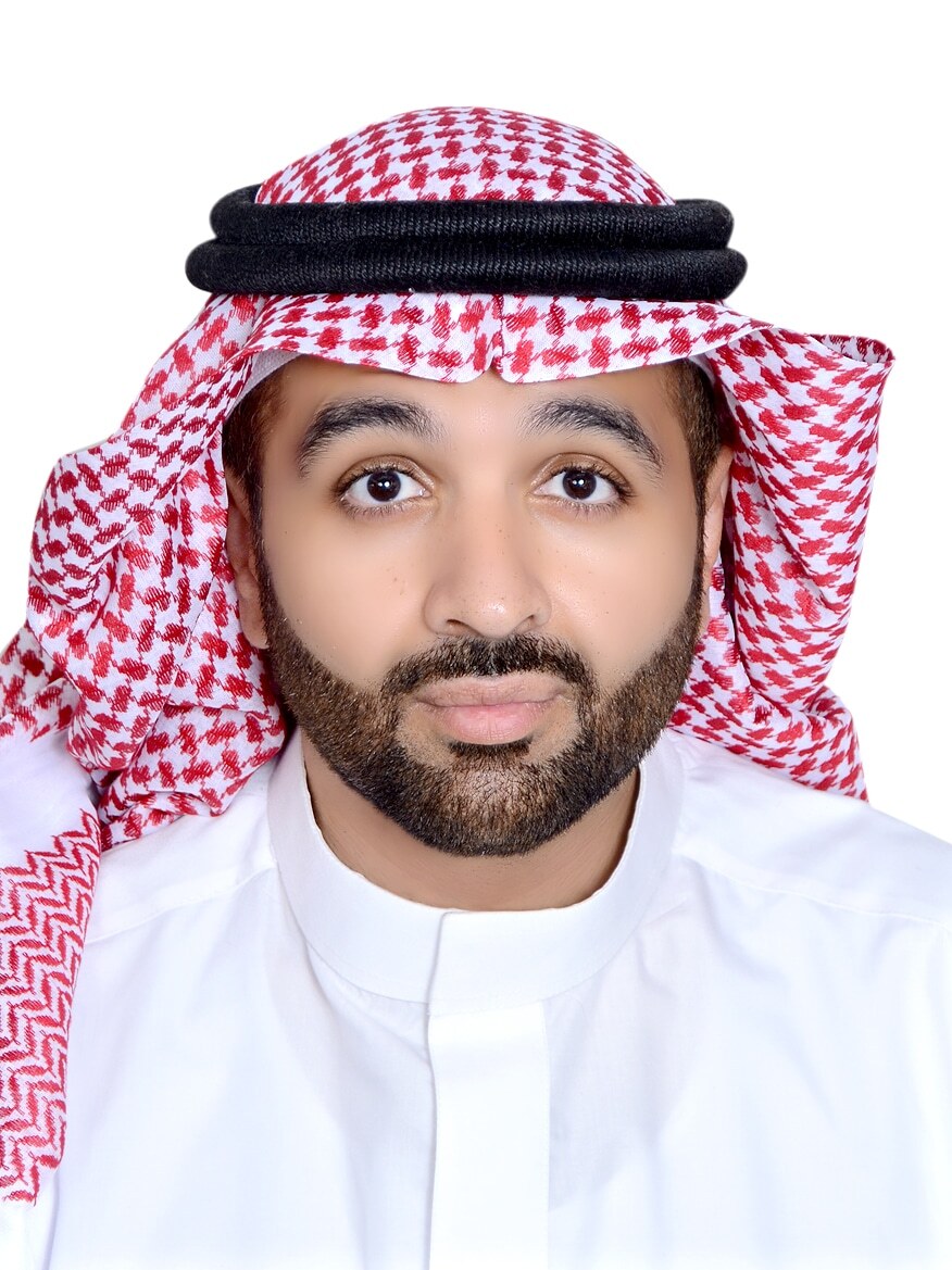 من هو الإعلامي؟ ..