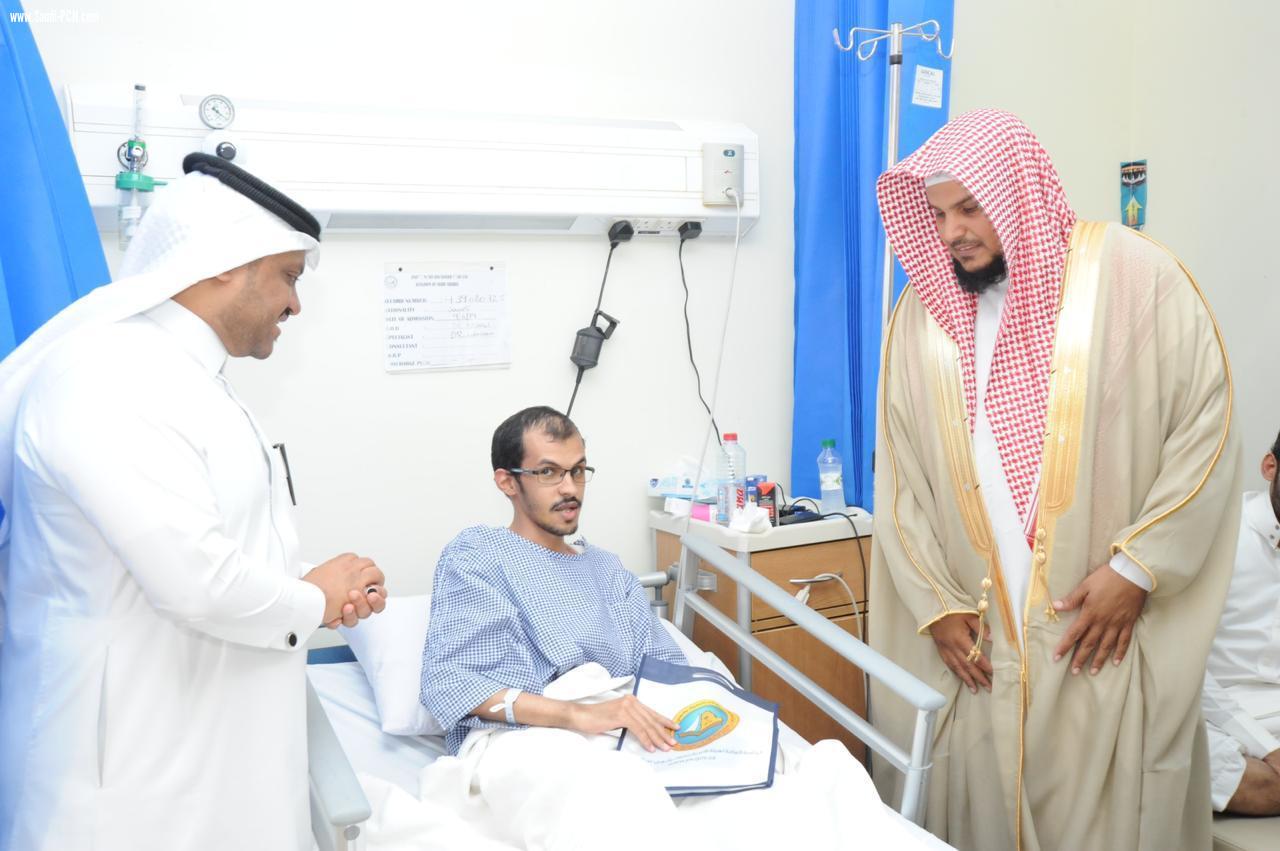 *هيئة الشاطئ تزور مرضى الأمير بن محمد بن ناصر بجازان