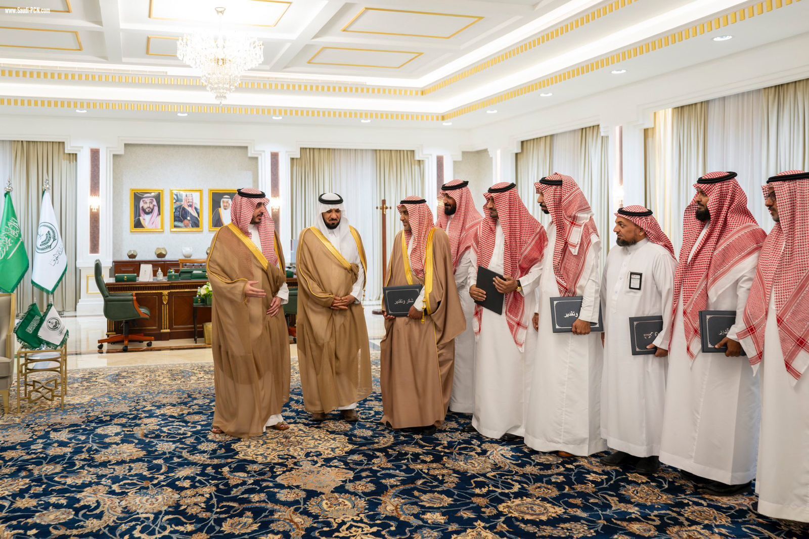 أمير الجوف ينوه بحصول إمارة المنطقة على شهادة ( آيزو 9001) وشهادة الجودة السعودية حياك