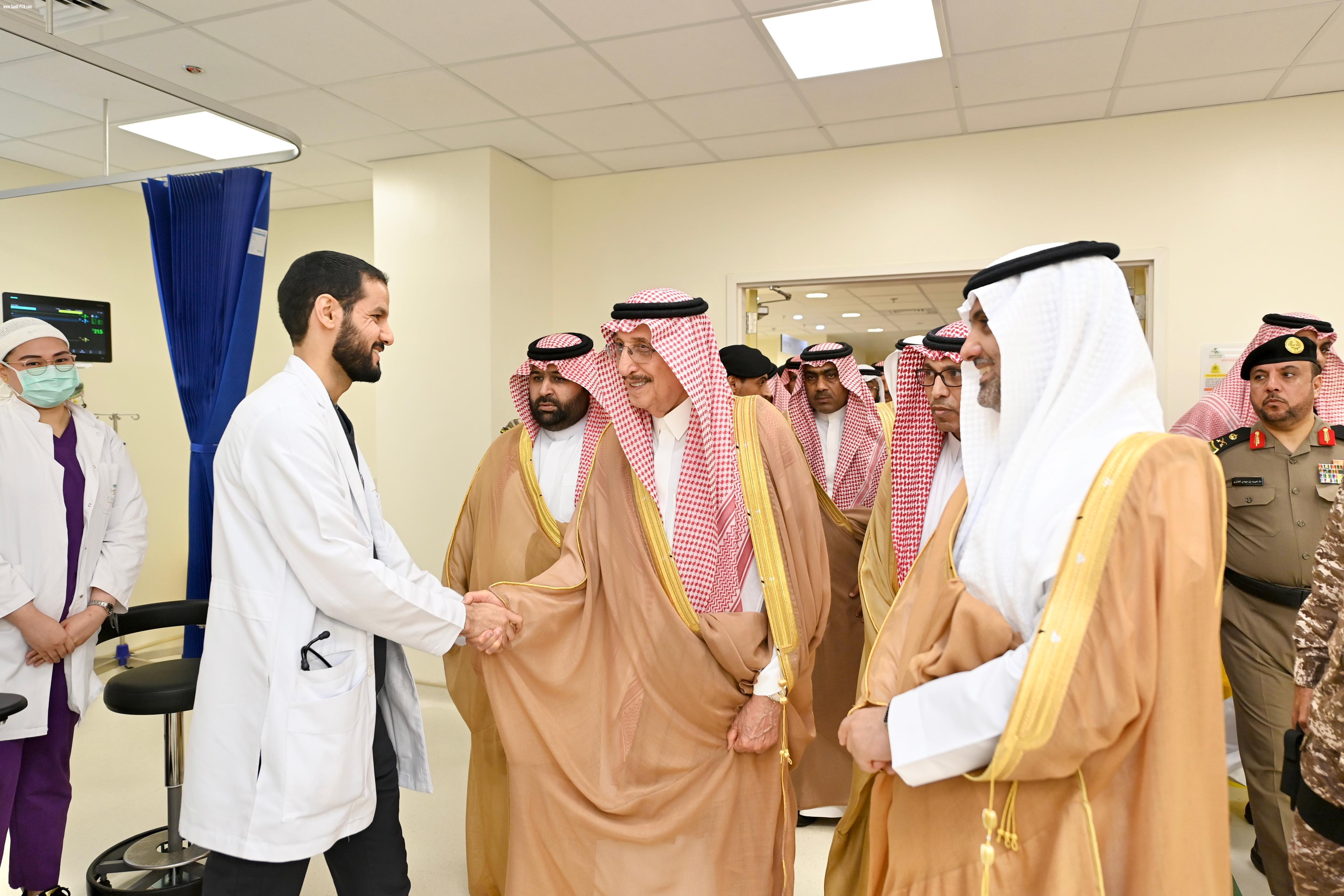 أمير منطقة جازان يدشن المرحلة الأولى بمستشفى جازان التخصصي