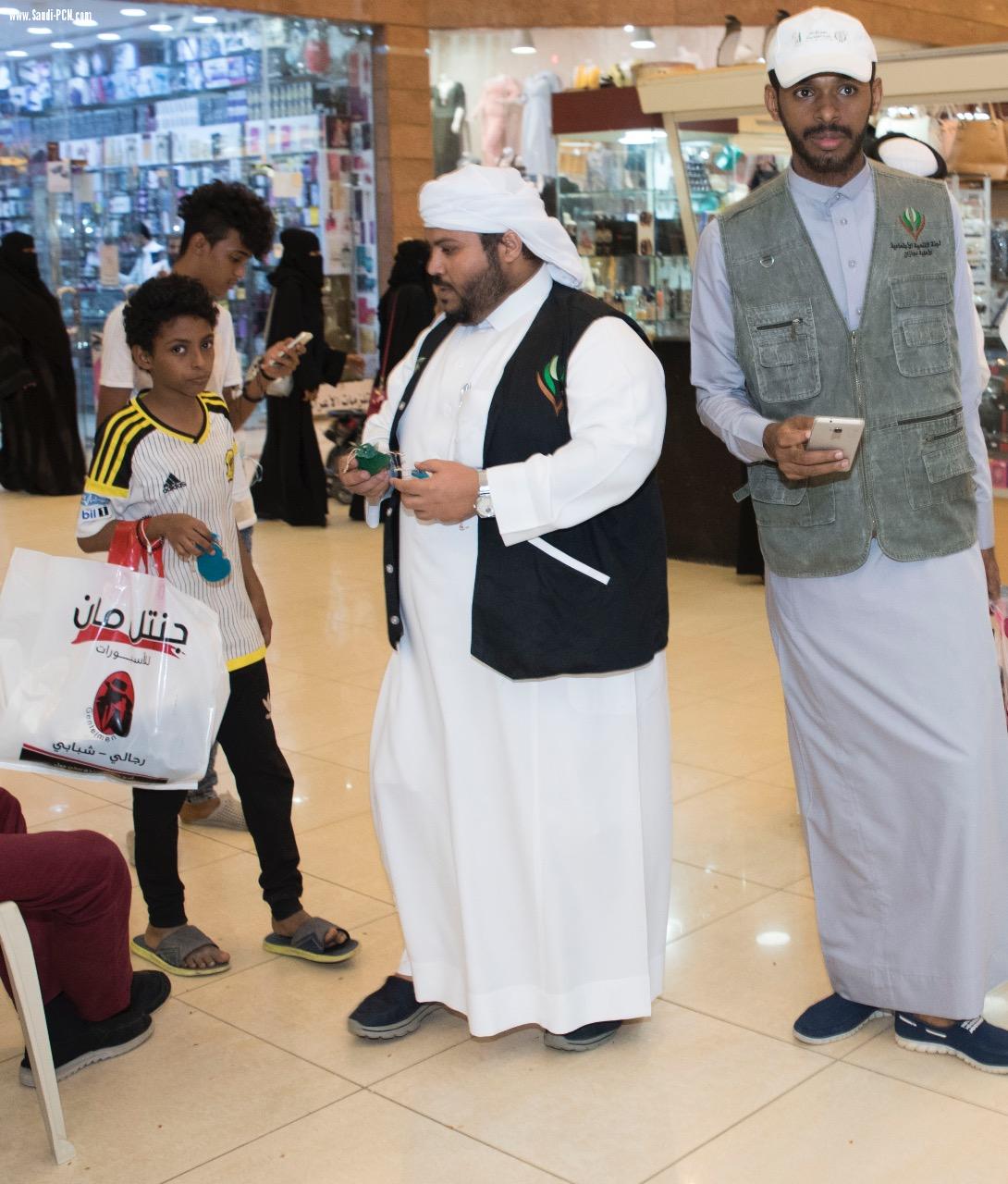 بمشاركة أفراد من مديرية الدفاع المدني   نادي جازان لخدمة المجتمع يطلق حملة كلنا فداء للوطن 