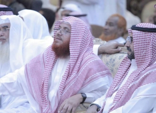 في محاضرة نسقها مكتب الدعوة والإرشاد ببيش وسط   حضور كثيف فاق الألف