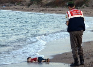 الونيسيف: مصرع نحو 200 طفل لاجئ غرقًا في البحر المتوسط هذا العام