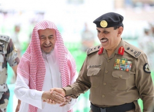 نائب الرئيس العام لشؤون المسجد الحرام يلتقي مدير الأمن العام