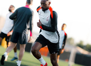 القادسية يستعد لخوض مواجهة الحزم في الجولة 16