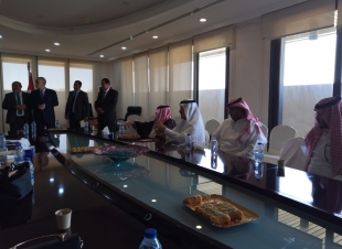 سفير المملكة الأردنية الهاشمية لدي المملكة يصف الإعلاميين السعوديين في حفل تكريم أنهم العمود الفقري للدولة 