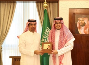الأمير أحمد بن فهد بن سلمان يستقبل رئيس اتحاد الرياضات اللاسلكية