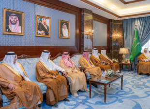 سمو الأمير سعود بن طلال يستقبل رئيس وأعضاء مجلس إدارة غرفة الأحساء.