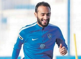 عبدالله عطيف ينتظر تجديد عقده مع الهلال