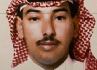 { اللباقة والشفافية اساس الإعلامي الناجح}