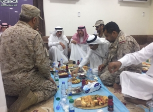 حدود آمنة .. معنويات عالية .. مشاهدات وزير الإعلام ومرافقيه في الحد الجنوب